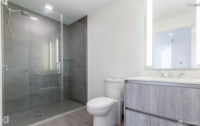 Building Photo - 338 Main St