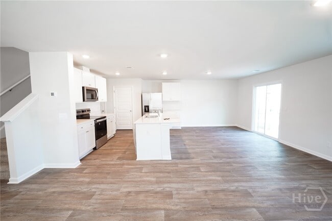 Building Photo - 112 Red Admiral Ln