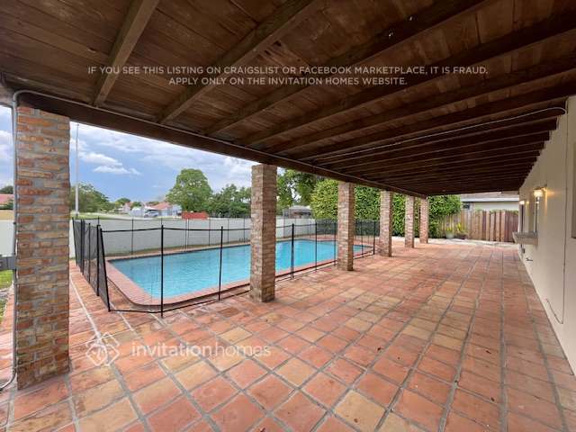 Building Photo - 8512 SW 146th Ct