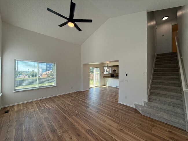 Building Photo - 4810 Ardley Dr