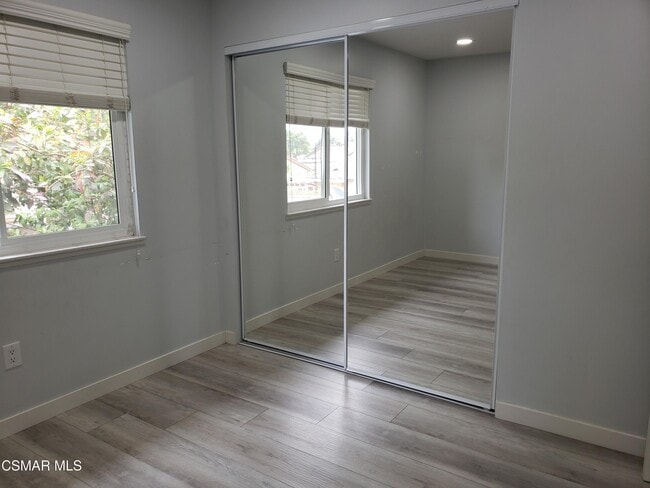 Building Photo - 13520 Village Dr