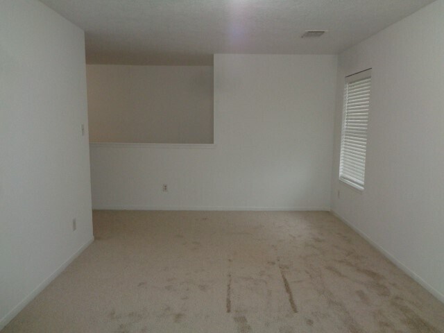 Building Photo - 1055 Ambrosden Ln