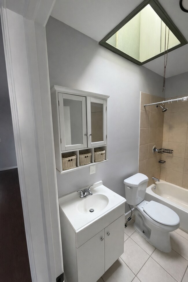 Building Photo - 1809 N 54th St