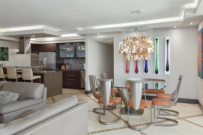 Building Photo - 1800 S Ocean Dr