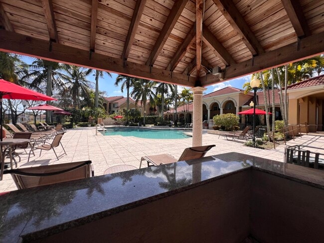 Building Photo - 4241 San Marino Blvd