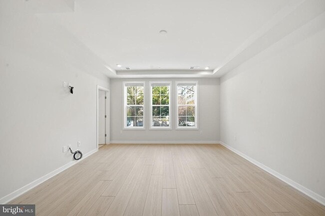 Building Photo - 7488 Backett Wood Ter