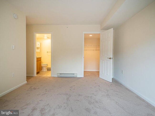 Building Photo - 15210 Elkridge Way