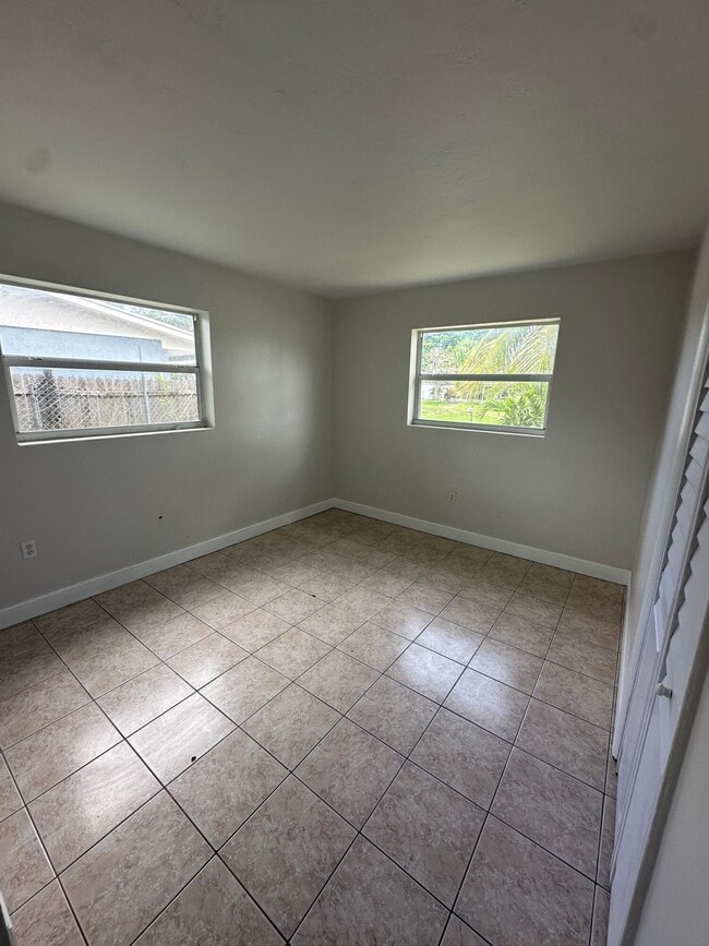 Building Photo - 775 Snead Cir