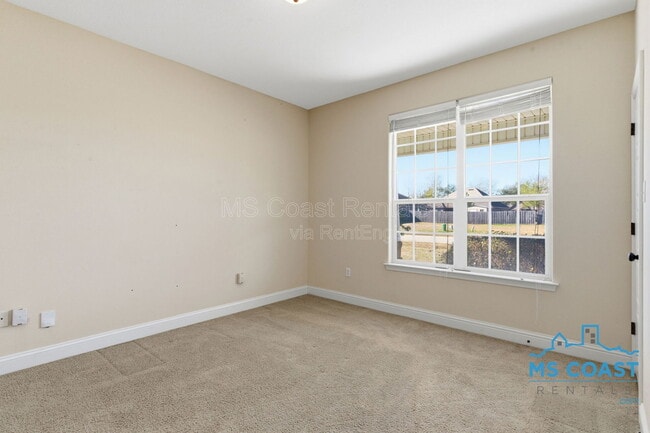 Building Photo - 2012 Parkview Cove