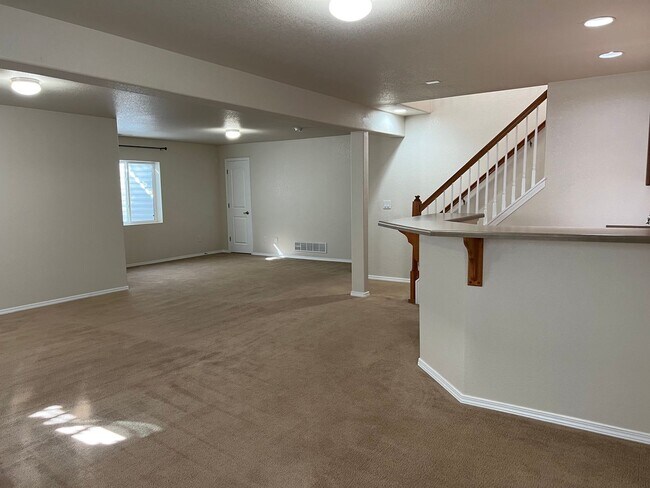 Building Photo - Very Nice 4-Bdrm Rancher in Meridian Ranch