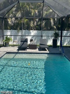 Building Photo - 4104 SW 15th Ave