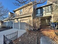 Building Photo - 3804 Pennsylvania Ave