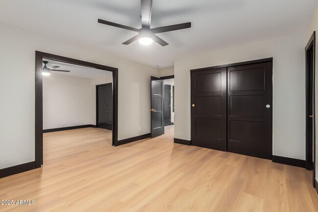 Building Photo - 3759 S Dew Drop Ln