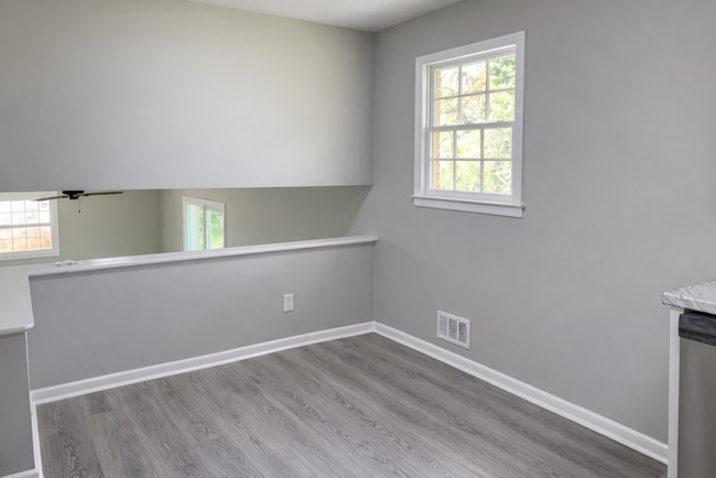 Building Photo - 1290 Teakwood Trail