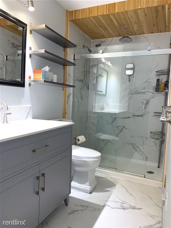 Building Photo - 511 Park Pl