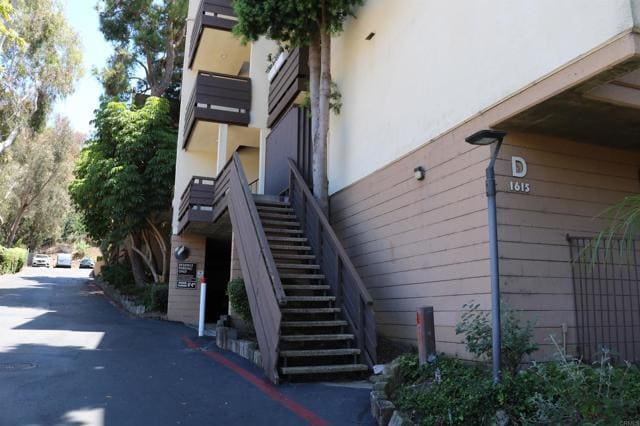 Building Photo - 1615 Hotel Cir S
