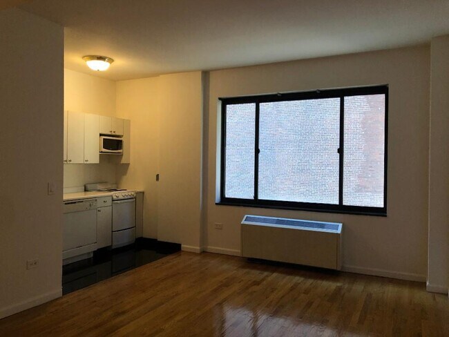 Primary Photo - 344 3rd Ave
