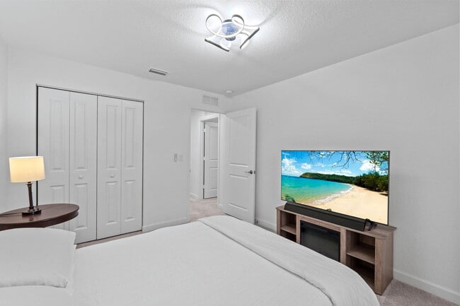 Building Photo - 4370 Pond Lily Ln