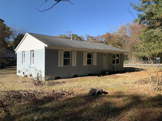 Building Photo - 3000 Rodman St