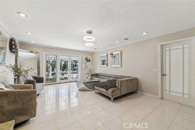 Building Photo - 17675 Rainglen Ln