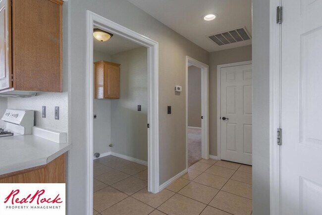 Building Photo - Pet Friendly Santa Clara Home, 6 Month Lease Only