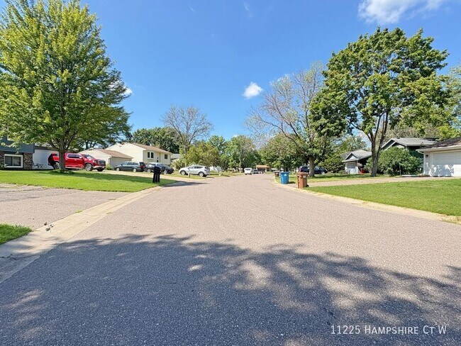 Building Photo - 11225 Hampshire Ct W