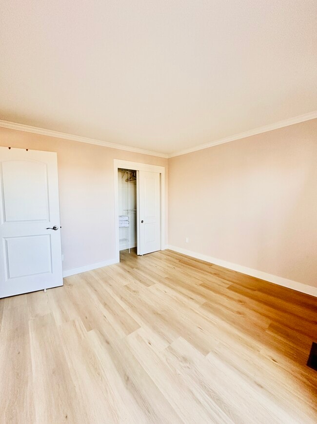 Building Photo - 3610 Reposo Way