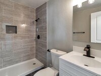 Building Photo - Fully renovated ranch style home near Ansc...