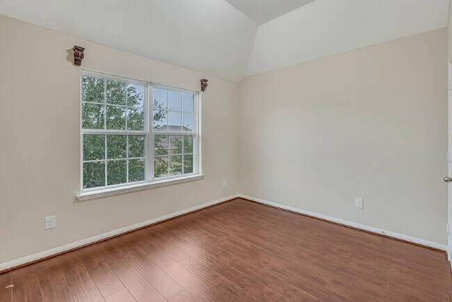 Building Photo - 17602 Stamford Oaks Dr