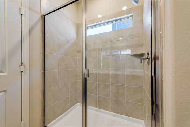 Building Photo - 102 Monarch Wy