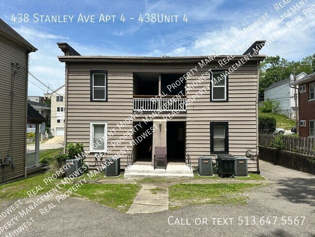 Building Photo - 438 Stanley Ave