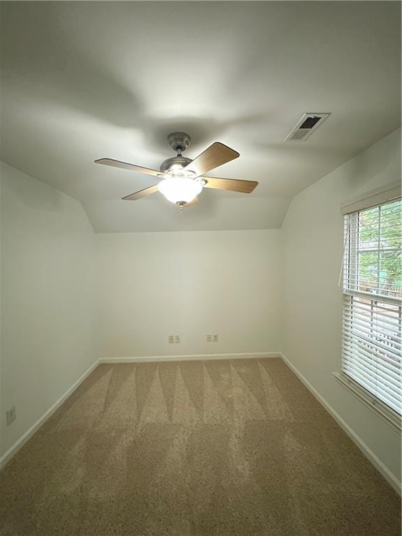 Building Photo - 889 Crew St SW