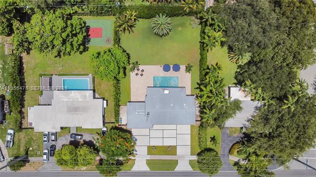 Building Photo - 8015 SW 136th St