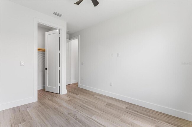 Building Photo - 2702 Old Burnt Store Rd N