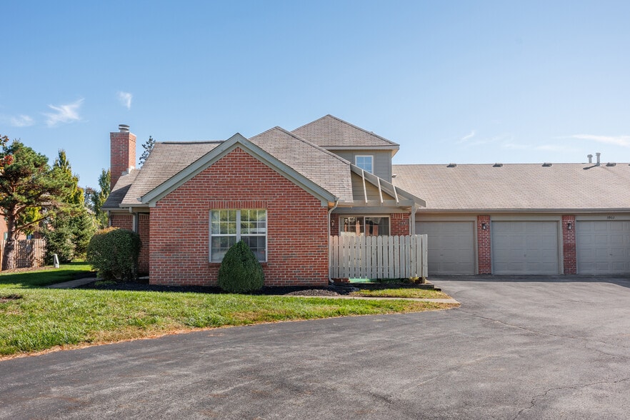 Primary Photo - 3906 Sandstone Cir