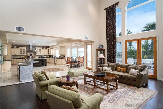 Building Photo - 7302 Vista Rancho Ct