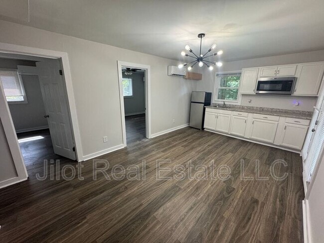 Building Photo - 3240 Pyrite Cir SW