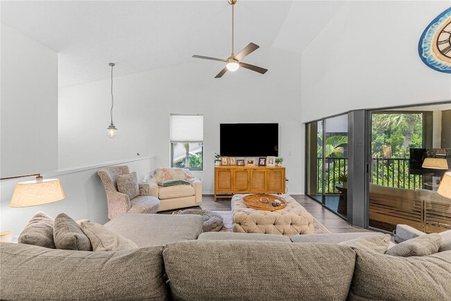 Building Photo - 1714 Starling Dr