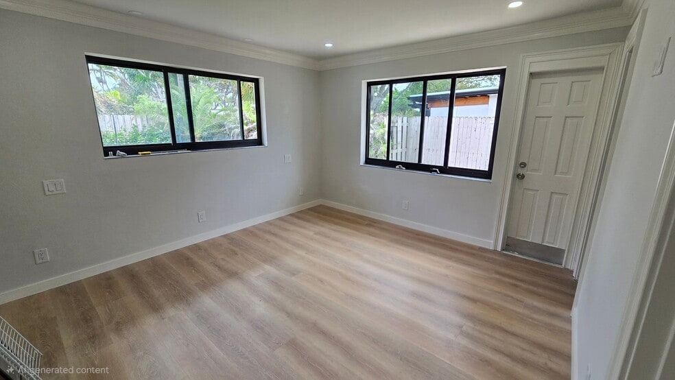 Building Photo - 2808 Middle River Dr