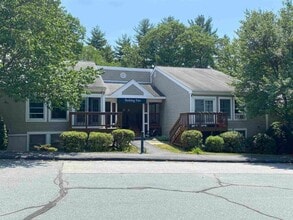 Building Photo - 1 Bedroom just minutes to DH