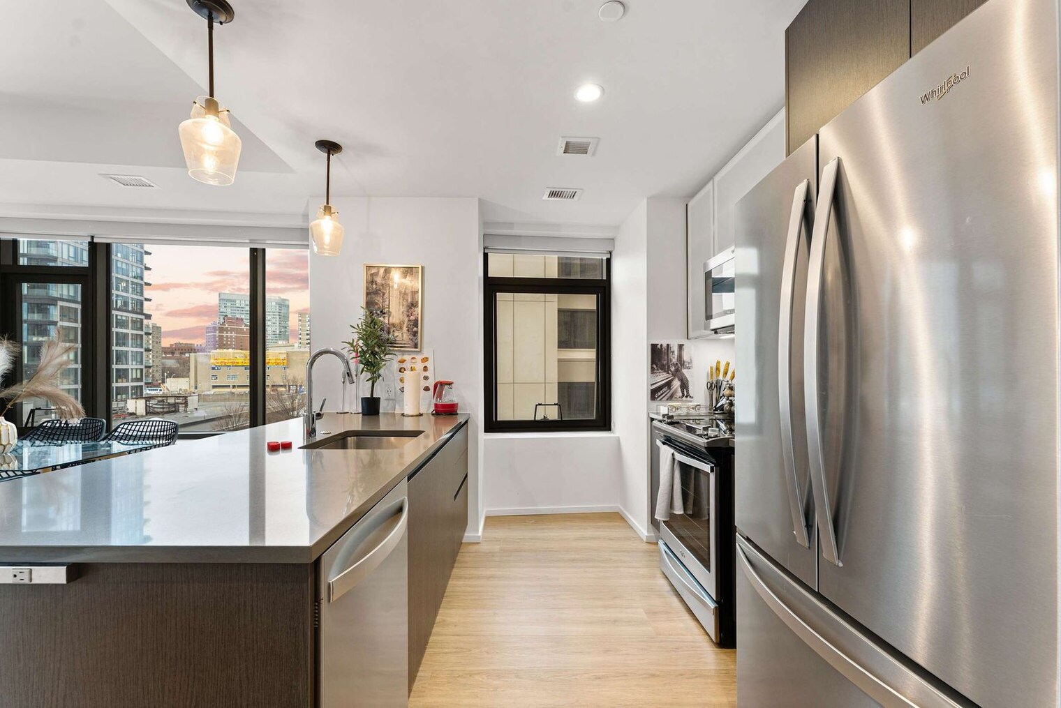 Building Photo - 300 Harrison Ave