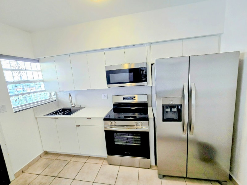 Building Photo - 5451 SW 5th Terrace