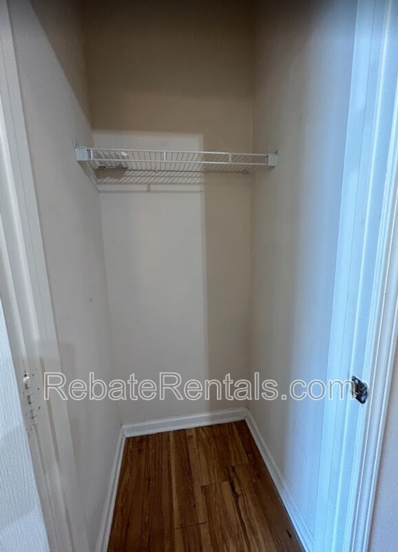 Building Photo - 8290 Gate Pkwy W