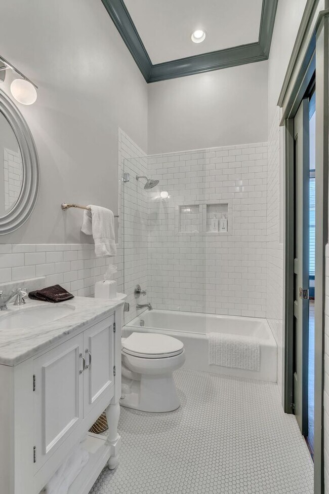 Building Photo - AVAILABLE SEPTEMBER 1ST. Beautifully Restored and FULLY Furnished professionally decorated East N...