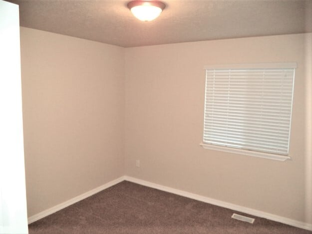 Building Photo - 544 N Locust Ave