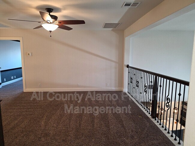 Building Photo - 216 Wexford