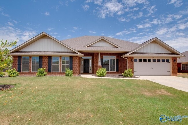 Building Photo - 512 Summer Cove Cir NW