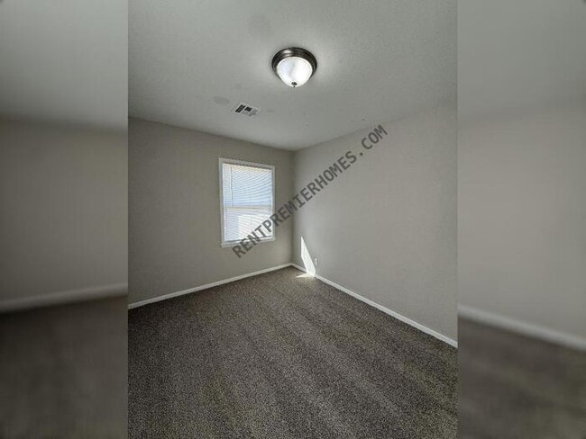 Building Photo - 1133 NW 84th St