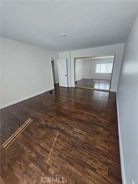 Building Photo - 2120 Dufour Ave