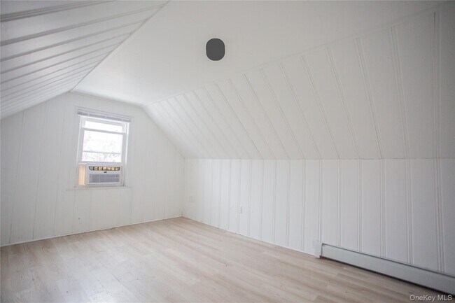 Building Photo - 76 Clayton Ave